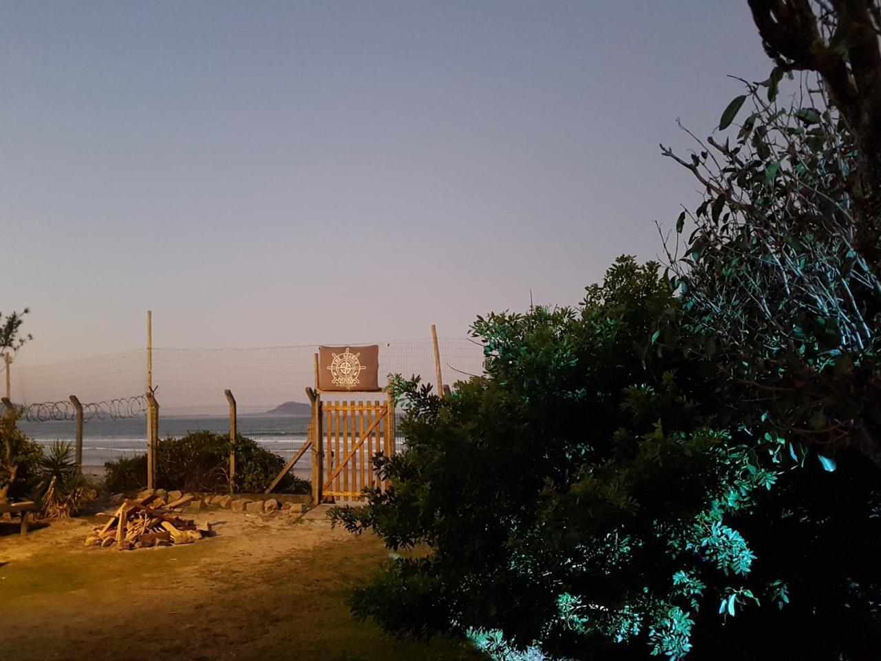 The Search House Vandrarhem Florianópolis Exteriör bild